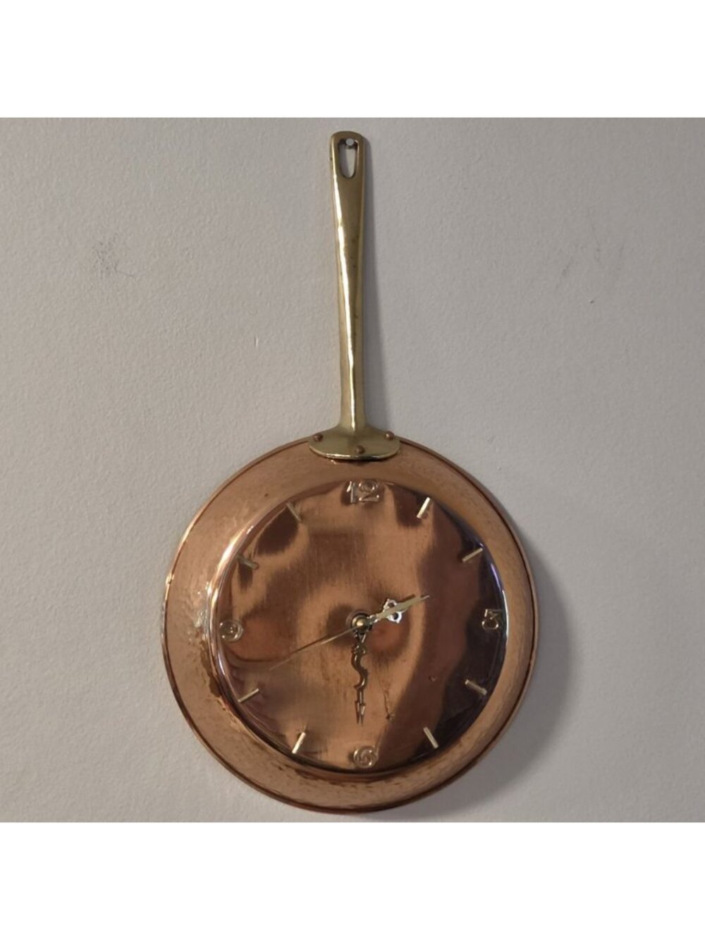 Vintage Copper Frying Pan Wall Clock Hammered Skillet Quartz Kitchen Decor Retro